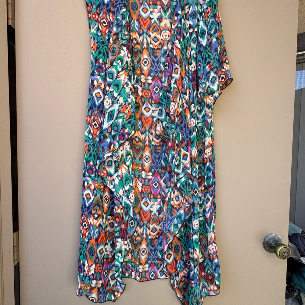 Lularoe Colorful Geometric Pattern Wrap